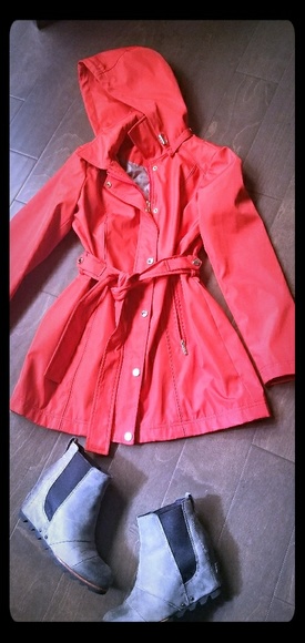 Like new MICHAEL Michael Kors Trench Coat - Picture 2 of 8
